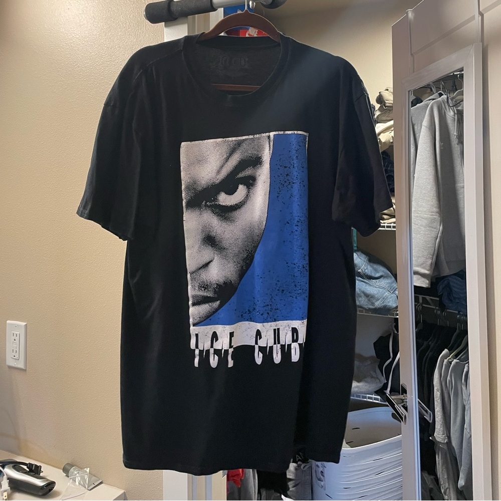 Men’s ice cube tee